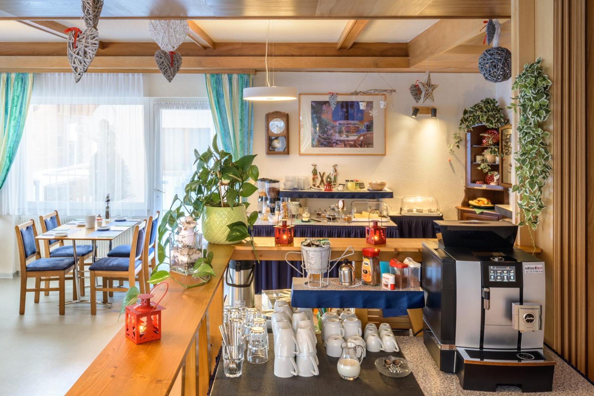 Hotel Alpha Grächen Extérieur photo