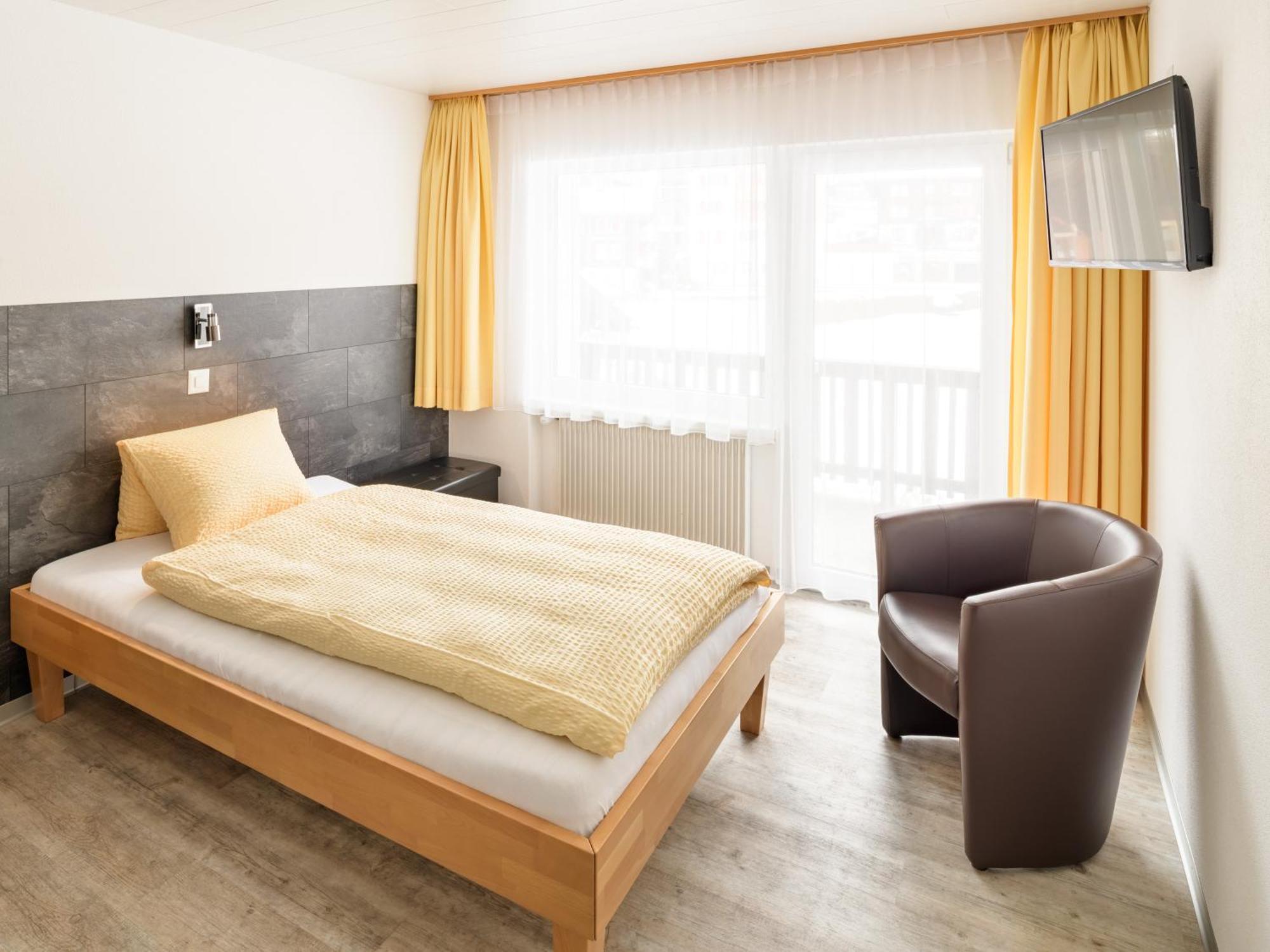 Hotel Alpha Grächen Extérieur photo