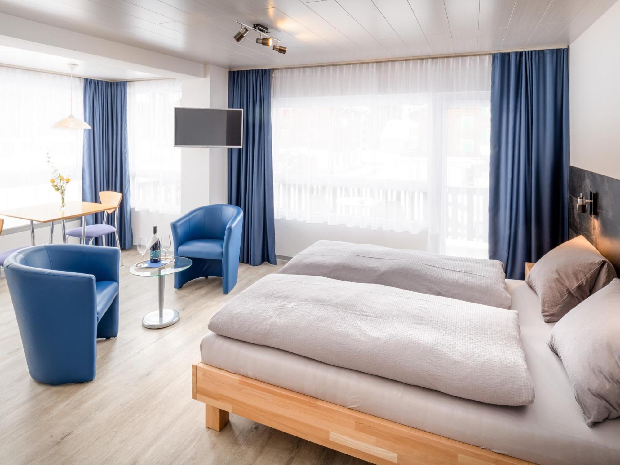 Hotel Alpha Grächen Extérieur photo