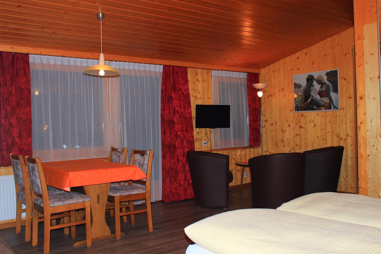 Hotel Alpha Grächen Extérieur photo