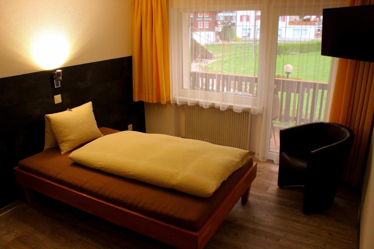 Hotel Alpha Grächen Extérieur photo